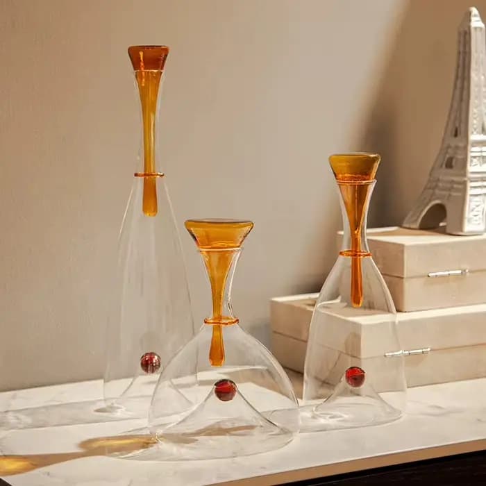 Carafe en verre minimaliste moderne