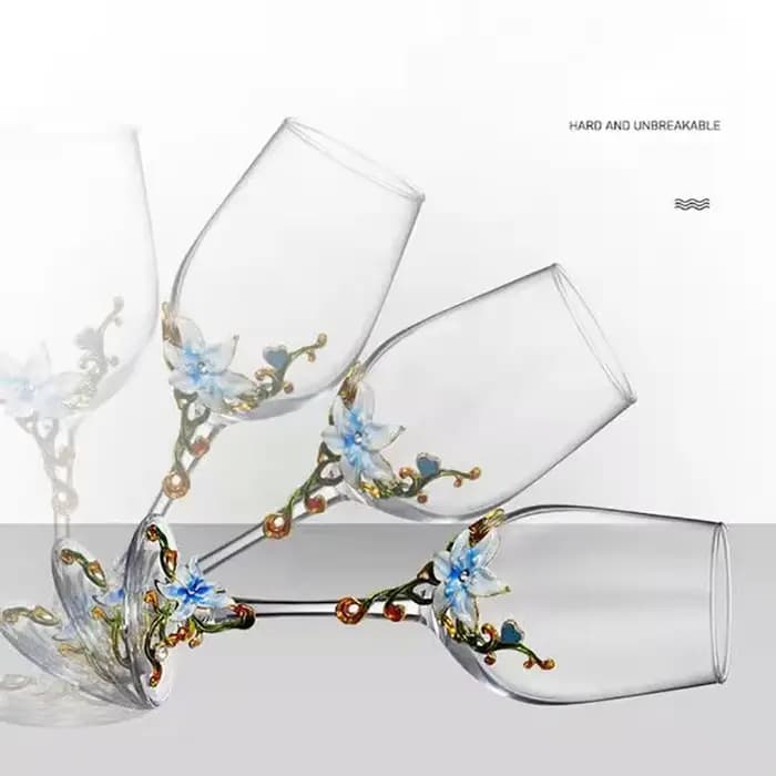 Ensemble de verres à Champagne et à vin en cristal émaillé