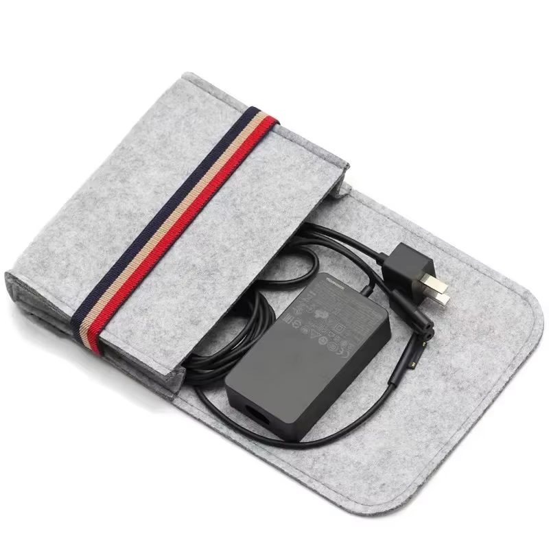 Mini organisateur de voyage multifonction en feutre, pochette de rangement pour câbles USB et souris, organisateur de pièces de monnaie, de clés et de câbles de chargement