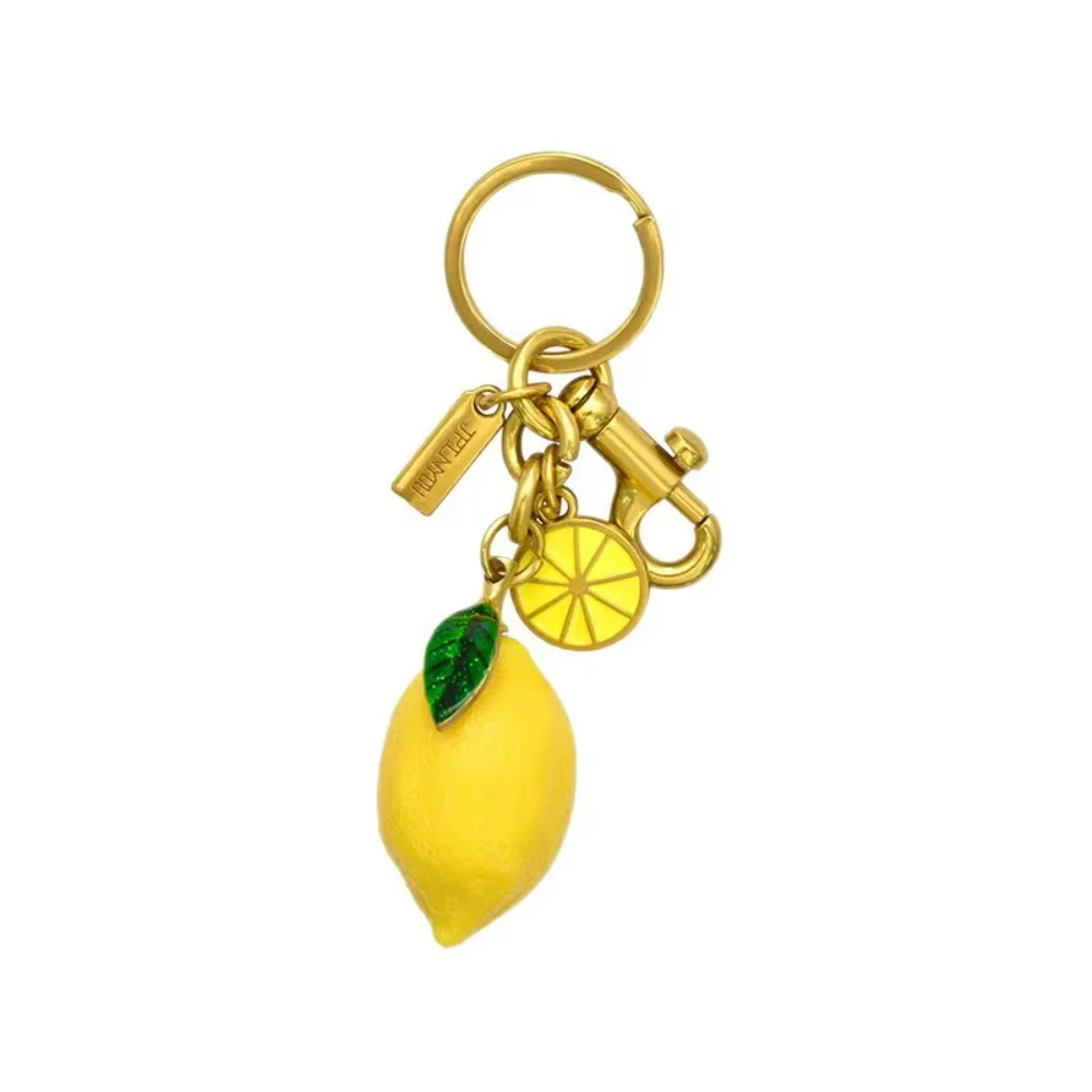 Porte-clés de voiture frais et minimaliste, accessoires de sac, pendentif de fruits de citron, accessoires cadeaux de vacances