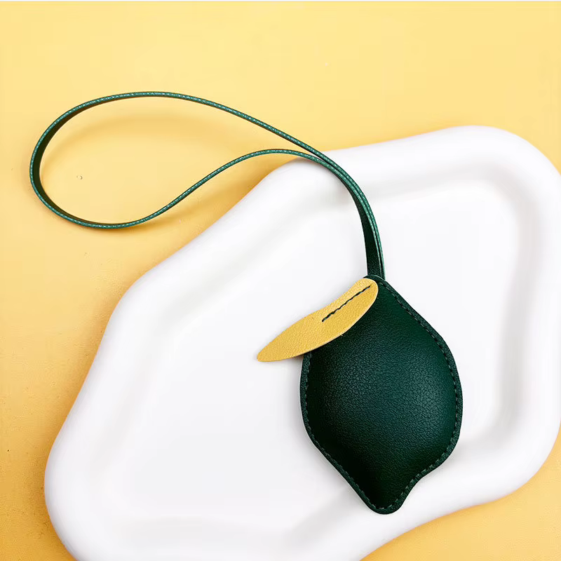 Porte-clés en cuir Citron, Pendentif créatif pour sac, Accessoire de sangle de bagage, Vente en gros en stock