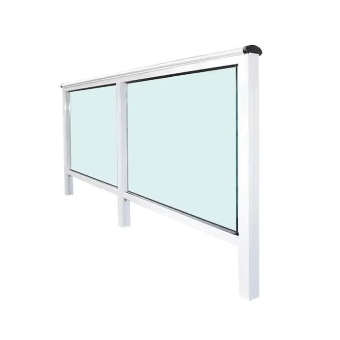 Barrières et rampes en verre architecturales sur mesure (acier inoxydable) / Poteaux de rampes et de