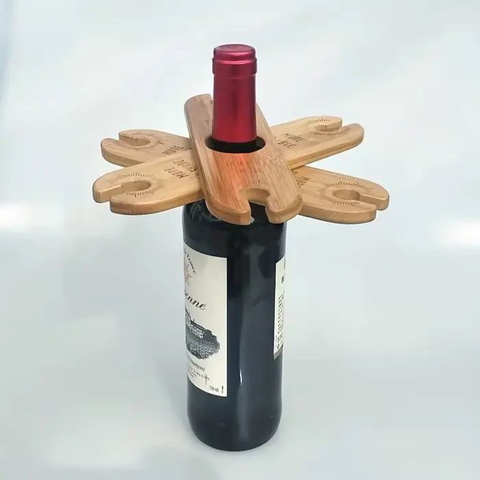 1 support à suspendre pour verres à vin rouge