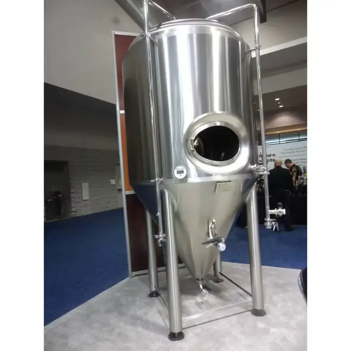 Réservoir de fermentation en acier inoxydable 200L pour la bière et le vin