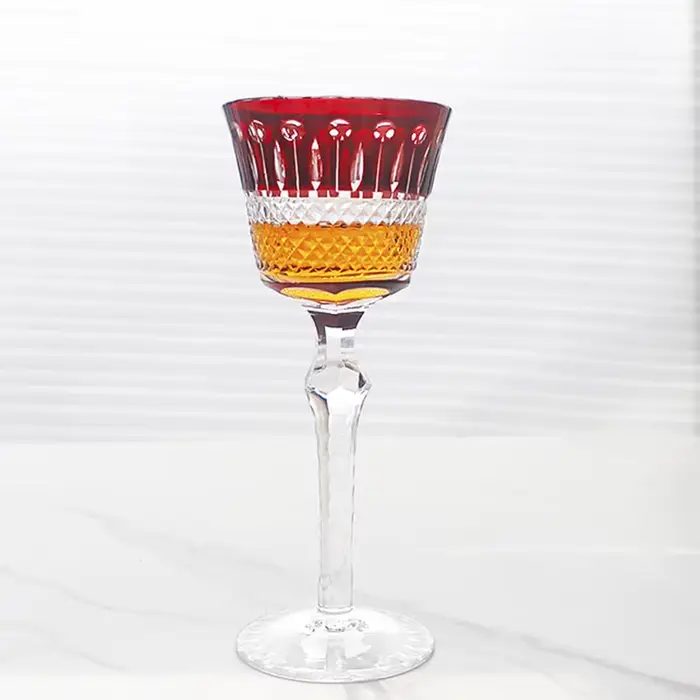 Verre de cristal de couleur rouge de qualité supérieure