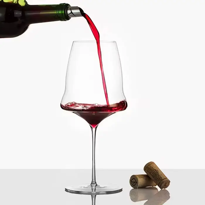 Verre à vin blanc en cristal clair extrême fin fait à la main
