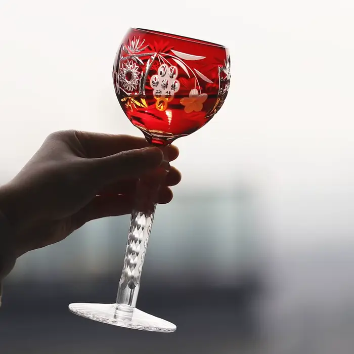 Verre de cristal de couleur rouge de qualité supérieure
