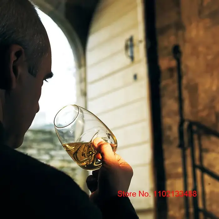 Tasse de dégustation de vin en cristal historique