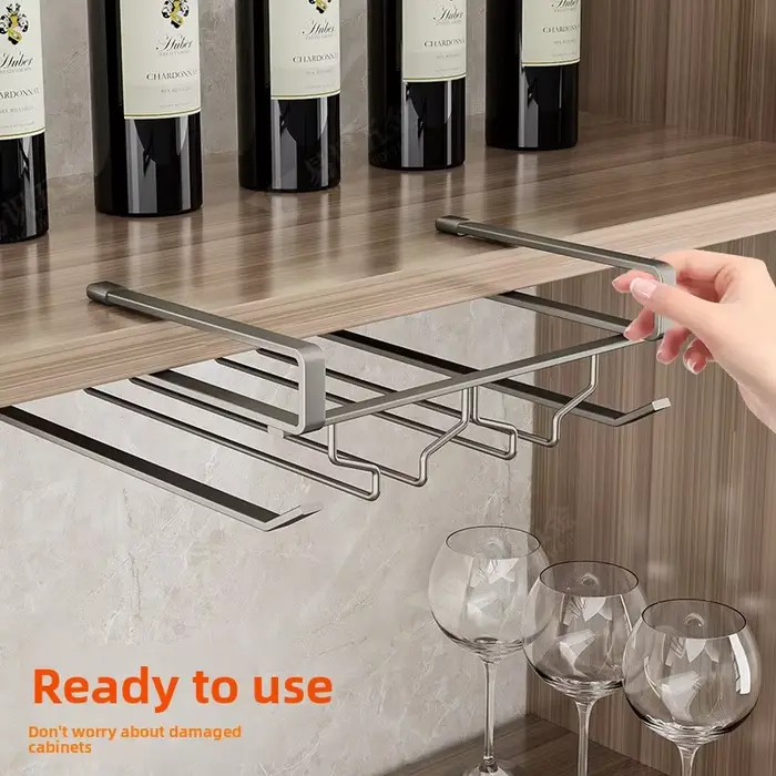 Support de verre à vin rouge suspendu inversé sans poinçonnage