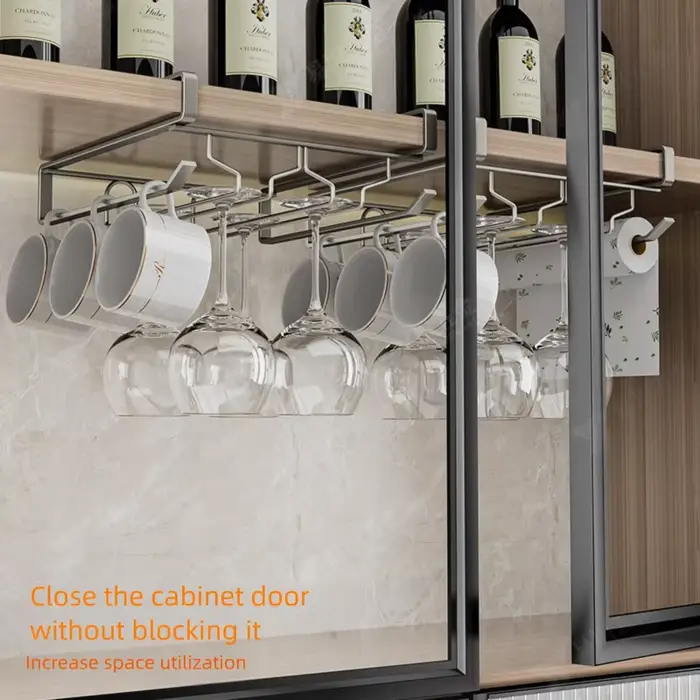 Support de verre à vin rouge suspendu inversé sans poinçonnage