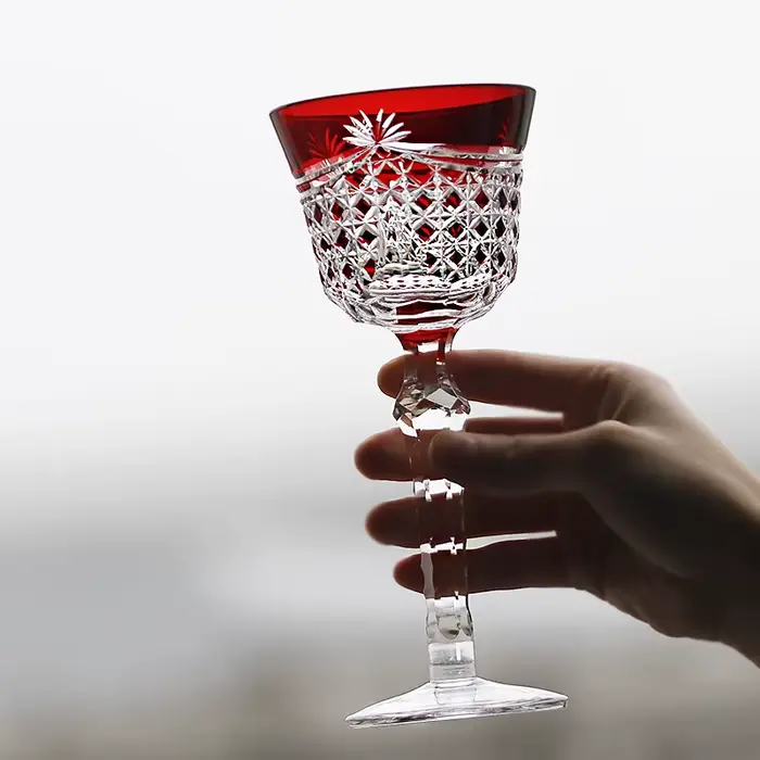 Verre de cristal de couleur rouge de qualité supérieure