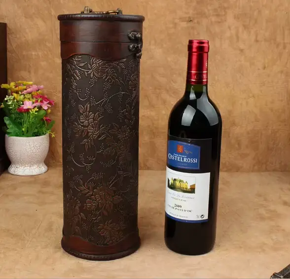 Boîte à vin rouge simple archaïste vintage