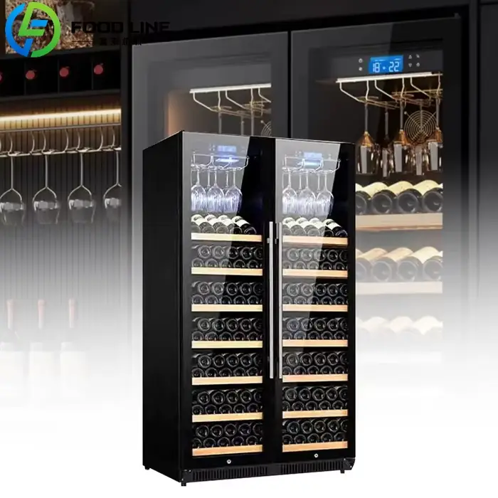 Vitrine réfrigérée professionnelle sur mesure avec porte vitrée pour vins